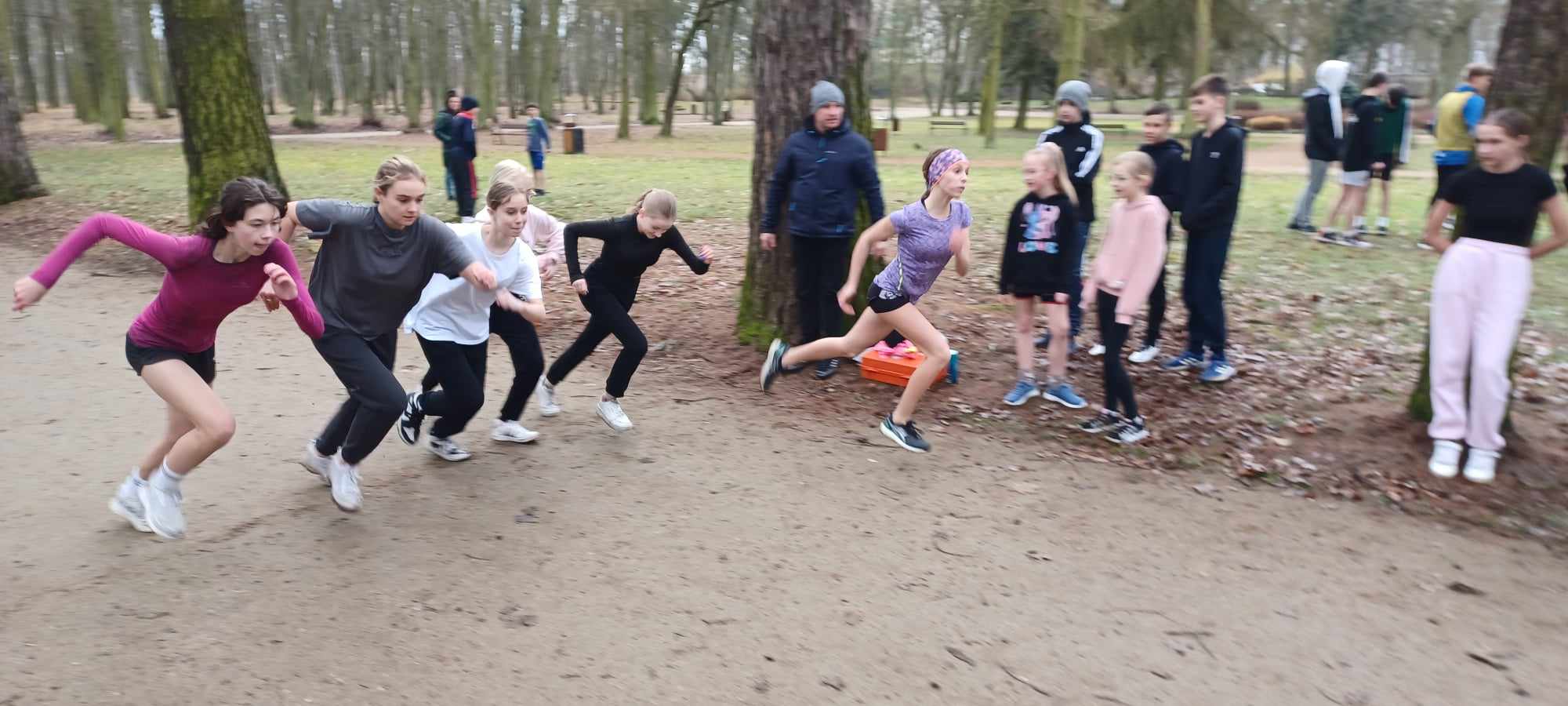 VII LIPNOWSKA SPARTAKIADA SZKOLNA - BIEGI PRZEŁAJOWE 26.03.2024